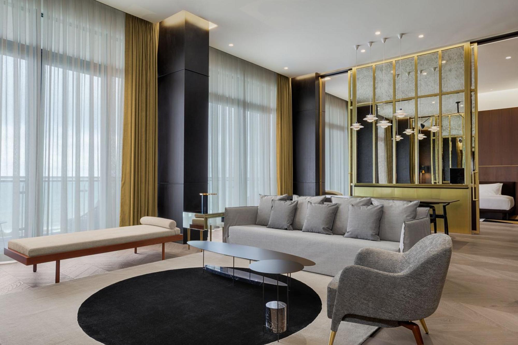 Le Meridien Batoemi Buitenkant foto