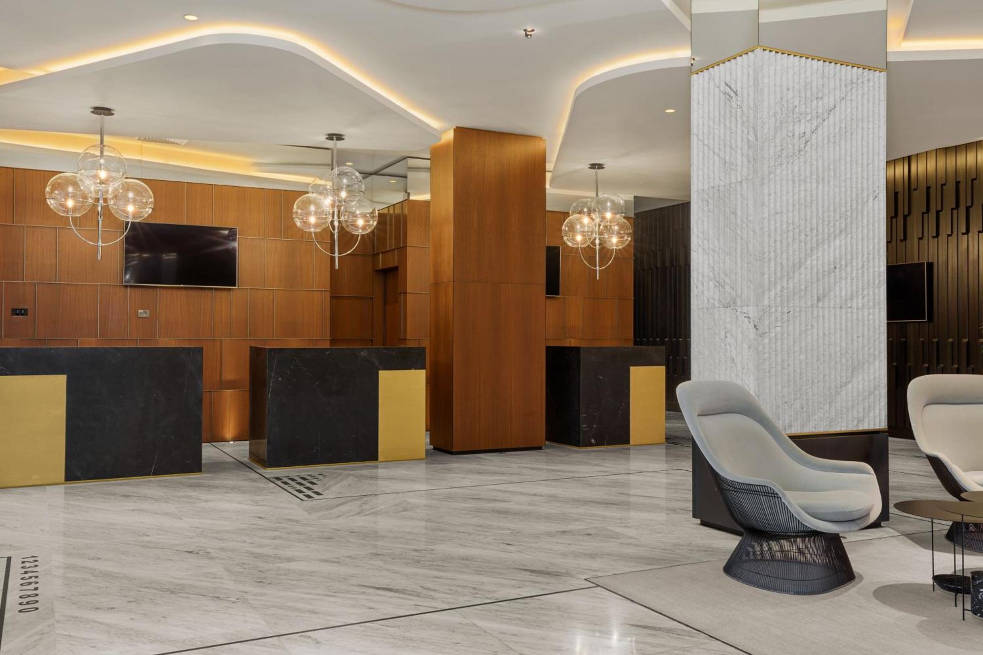 Le Meridien Batoemi Buitenkant foto